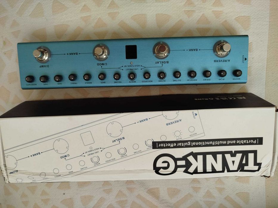 Oportunidade 2 guitarras e 1 pedal multiefeitos Tank G