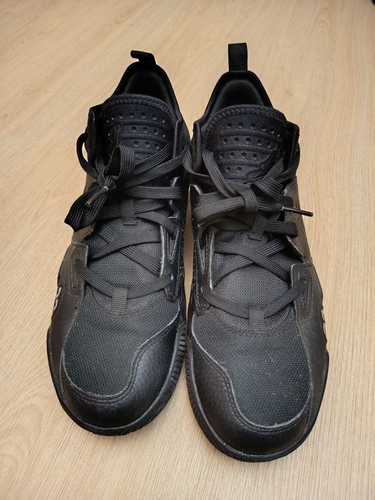 Tênis Jordan pretos