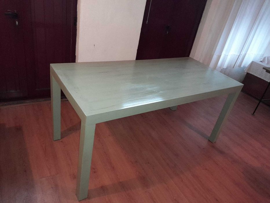 Mesa de Madeira com pernas de aparafusar