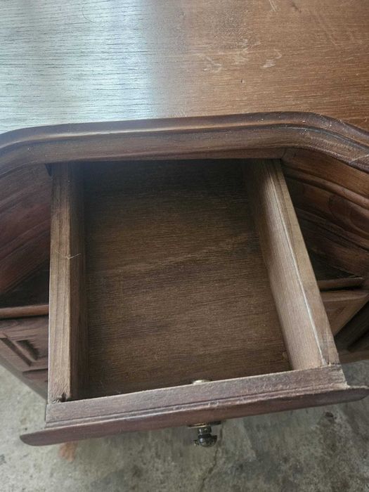 Conjunto de 2 Mesinhas de Cabeceira em Madeira Maciça (Negociável)