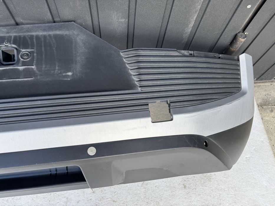 Ford Explorer VII 7 23- EV elektryk zderzak tył tylny