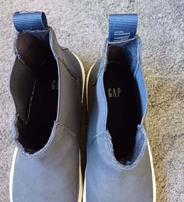 Botas cano médio GAP