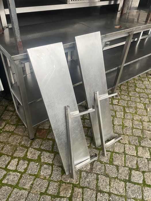 Prateleiras de inox - c/ suporte