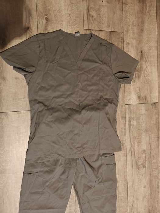 Komplet medyczny szary r.L 38/40