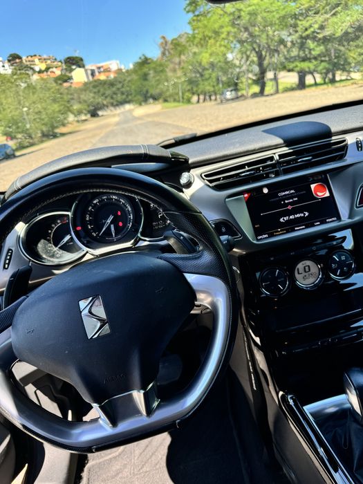 DS3 PureTech 1.2 EAT6 (estofos em pele)