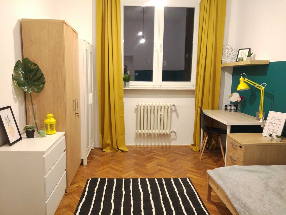 Duży pokój "Wesoły poranek" - os. Centrum C 1, Plac Centralny, Czyżyny, Nowa Huta