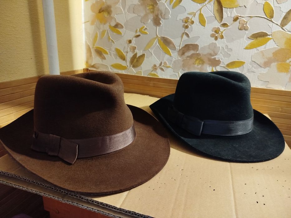 Шляпа женская фетровая черная (кроличий пух)