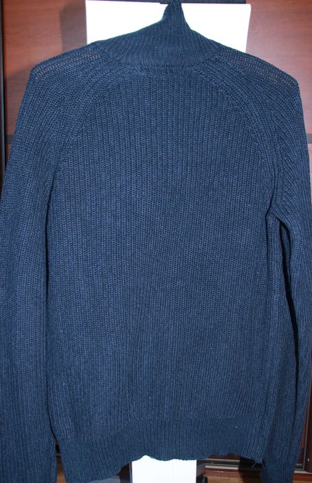 Sprzedaję młodzieżowy sweter L.O.G.G w rozm. 158/164 cm