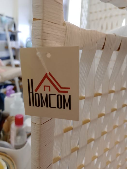 Biombo com prateleiras