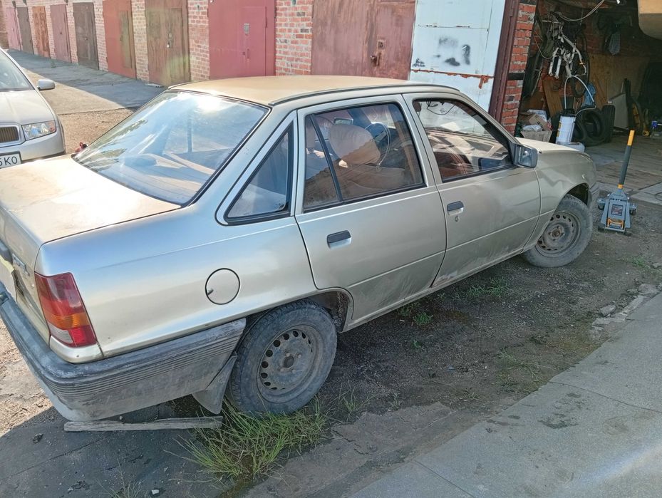 Продам Опель Кадет 1989г.