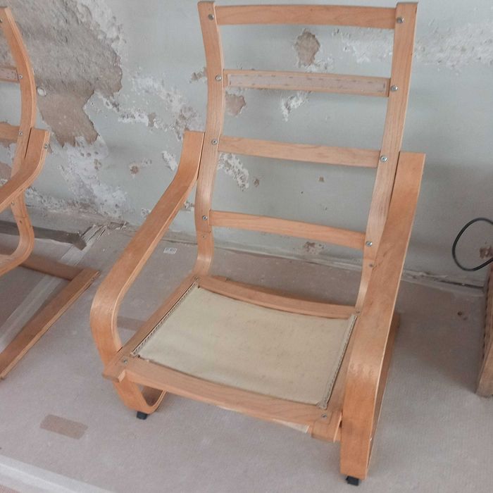 2 cadeiras ikea Poäng apenas a base