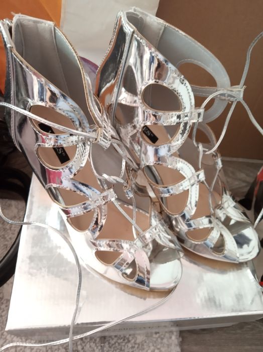 Buty vices