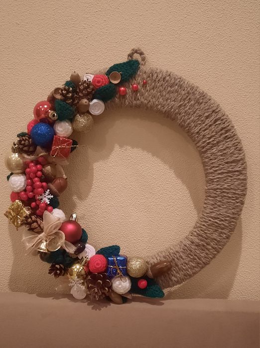 Продам новорічний вінок/віночок на двері/новорічна прикраса