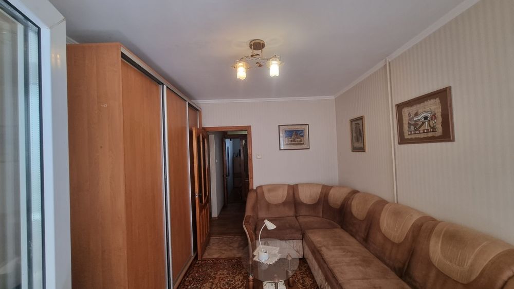 Оренда квартири на Шуменському . Ліфт працює .