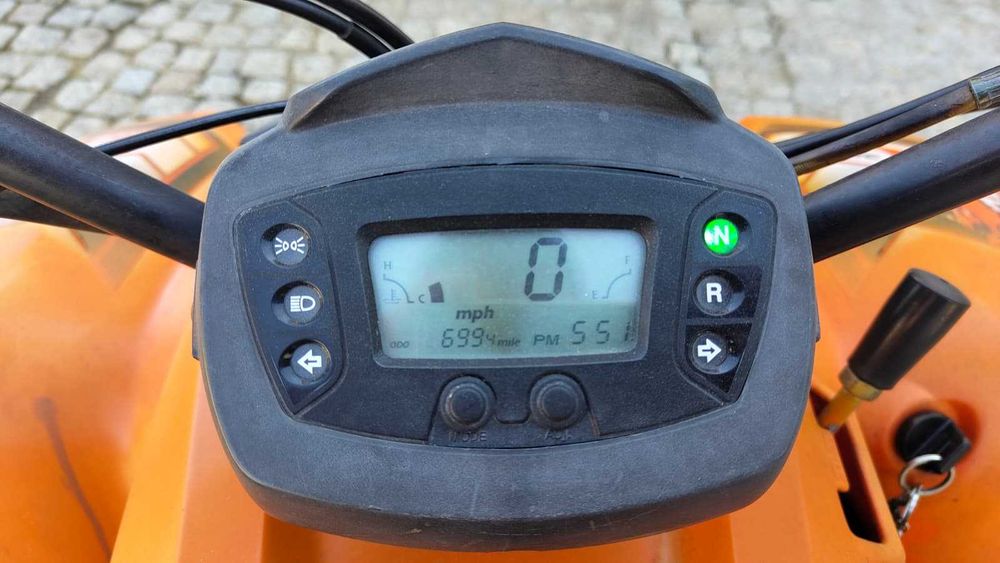 Moto 4 SMC Captain 300 2 Lugares