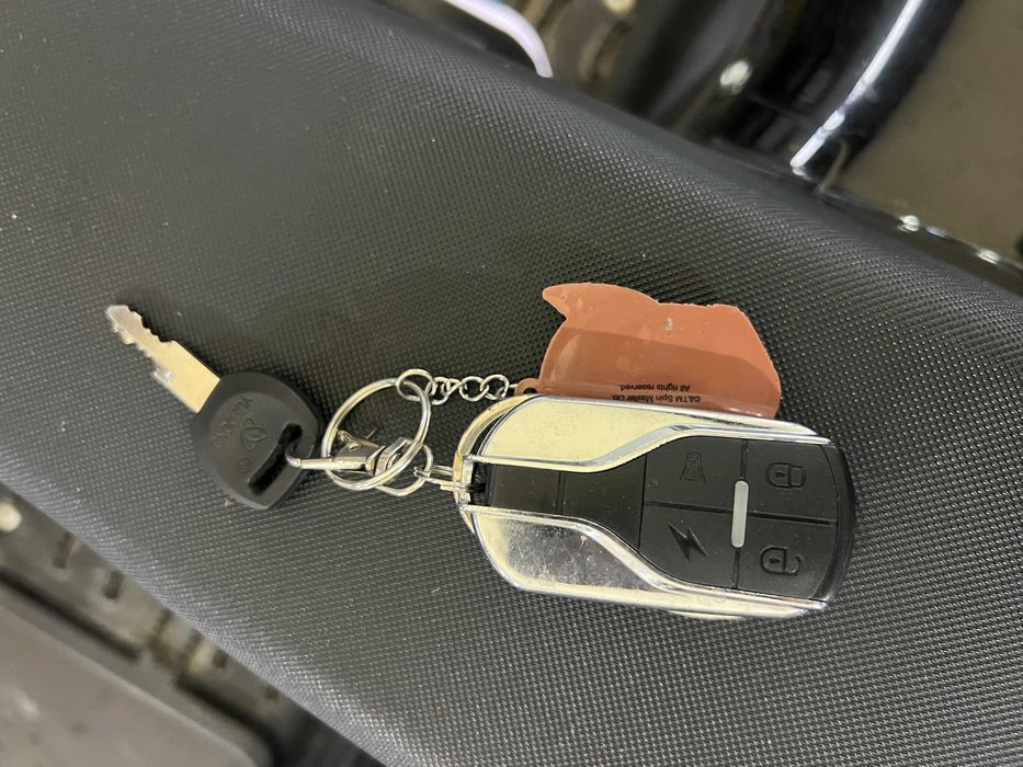 QUAD elektryczny dla dzieci na akumulator 3 tryby jazdy kluczyk pilot