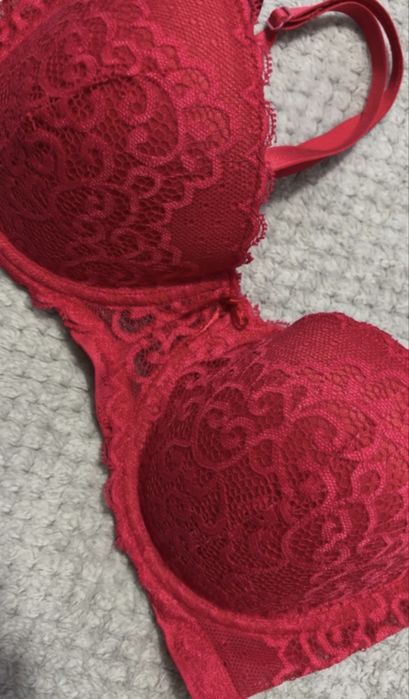 Biustonosz rozmiar 70B