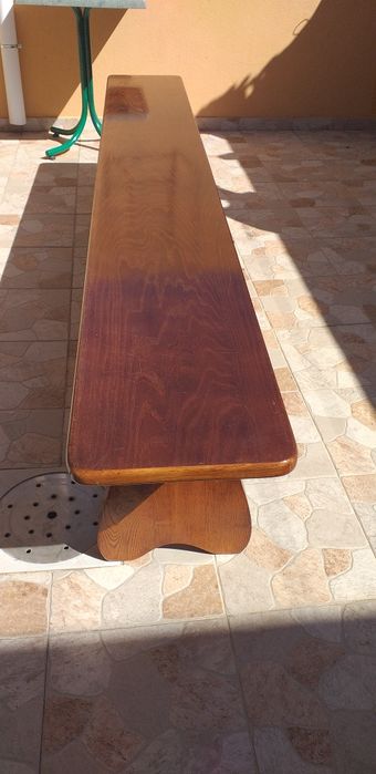 Vendo 2 bancos corridos iguais