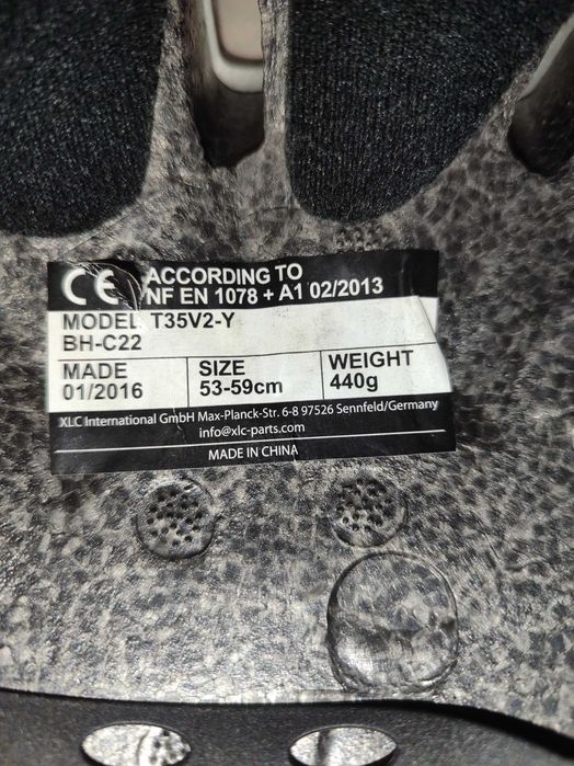 Шлем трюковий XLC BH-C22 Spikes Hard Shell BMX. 53-59 см.