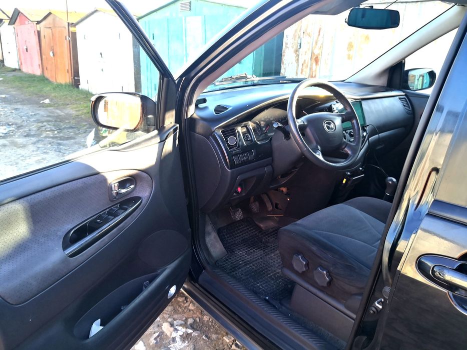 Мазда МПВ Mazda mpv 2002рік гарний стан дизель 2.0 турбо