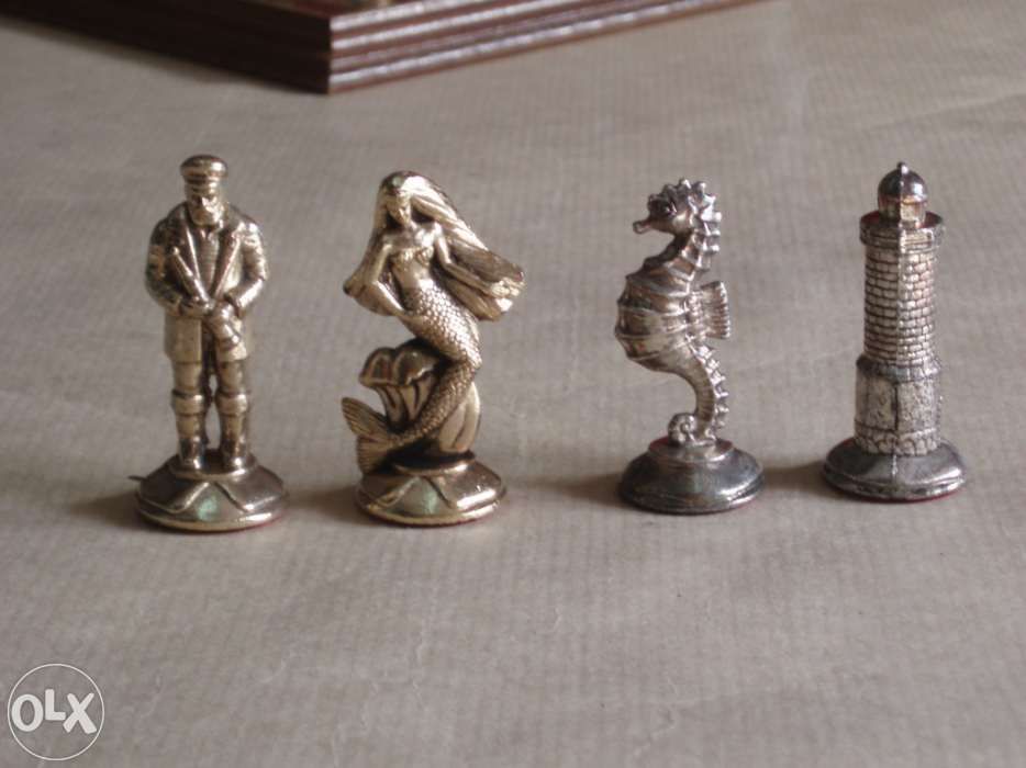 Jogo de xadrez e damas de luxo