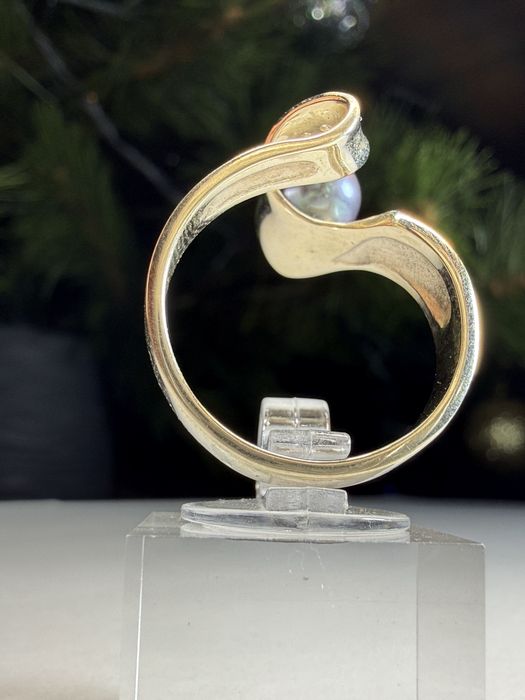 Каблучка з білого золота та діамантами Кольцо колечко белое золото