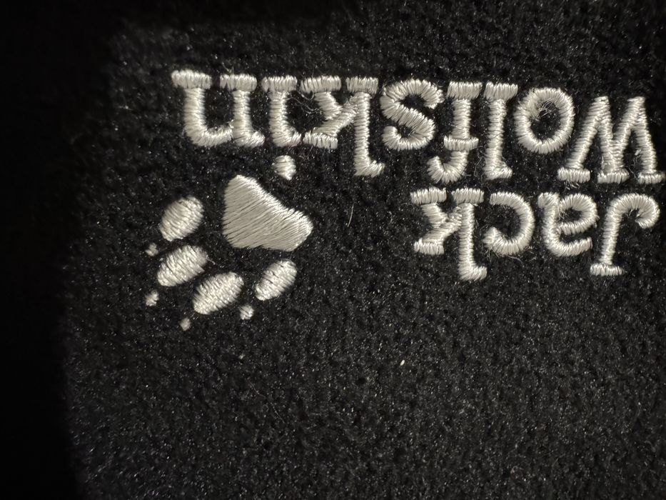 Jack Wolfskin czapka markowa zimowa czarna