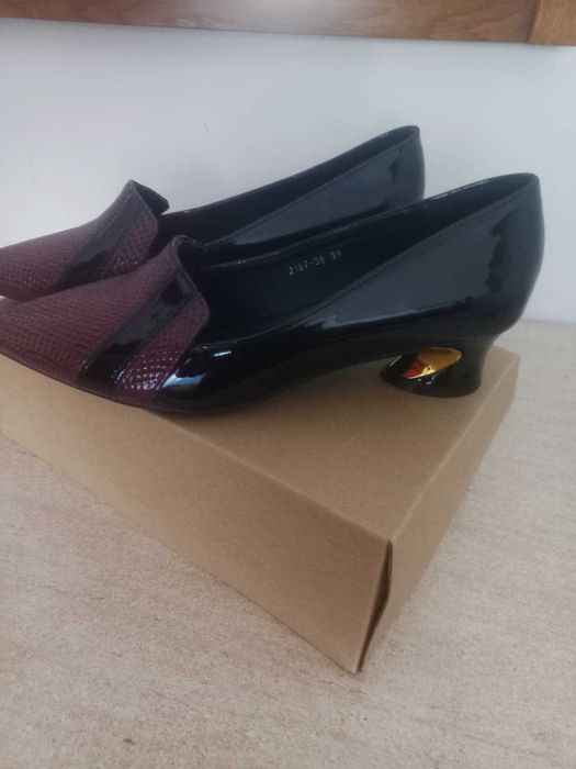 vendo sapatos novos nunca usados tamanho 39, 37,38