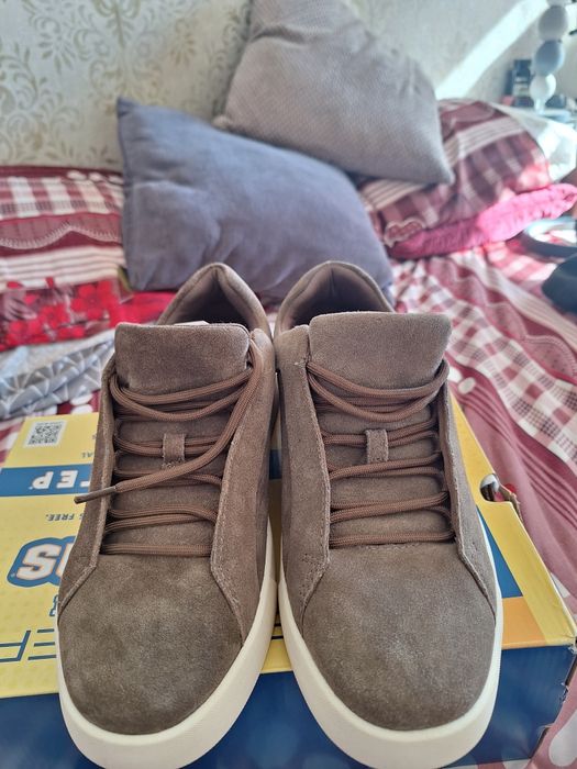 Sapatos ZARA de couro original