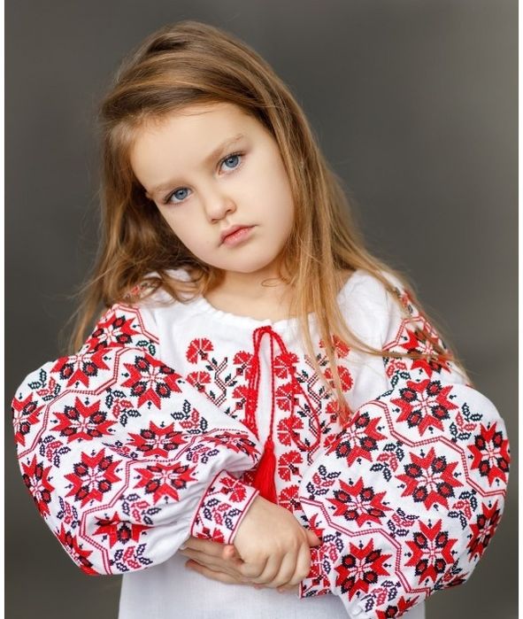 Вишиванка для дівчинки