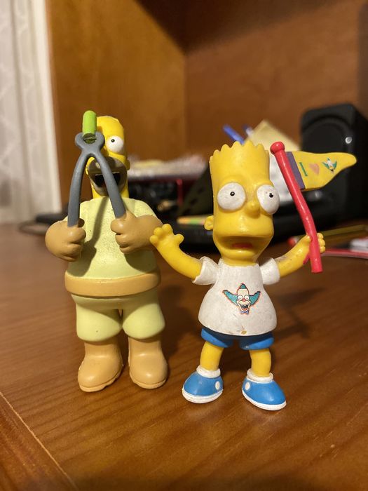 Figure Bart Simpson and Homer Simpson