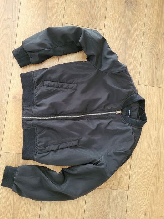 Lekka bomberka czarna Reserved rozm 34