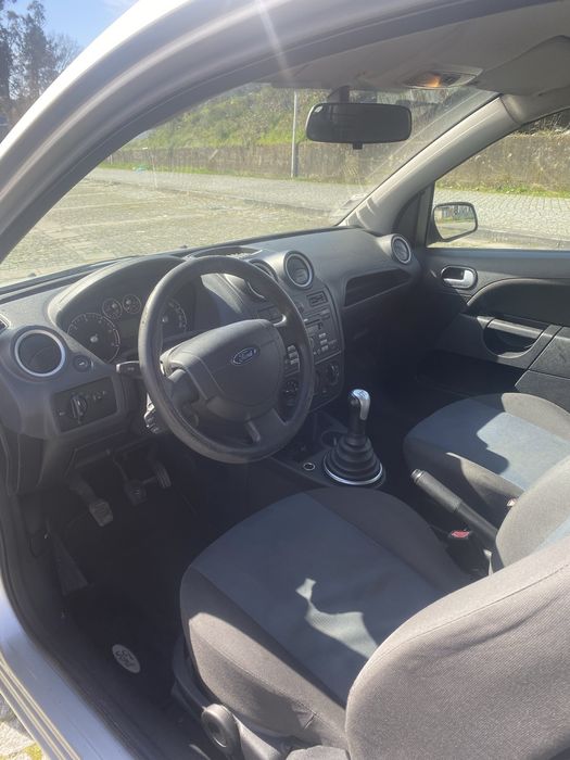 Vendo Ford Fiesta 1.4 tdci 2006