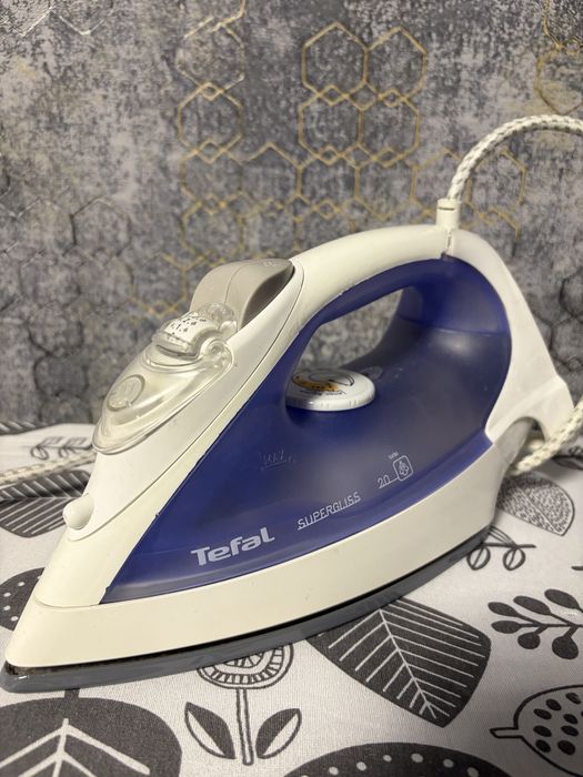 Праска tefal FV3320