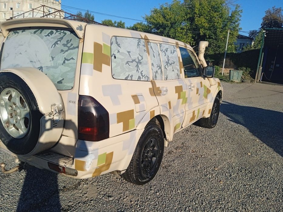 Продам Mitsubishi Pajero 3.2d