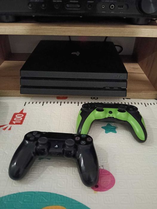 Konsola ps4 pro