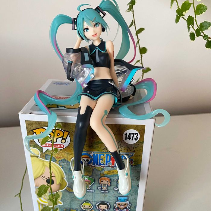 Oryginalna anime figurka Hatsune Miku Modern ver.