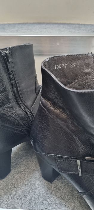Botki skórzane czarne