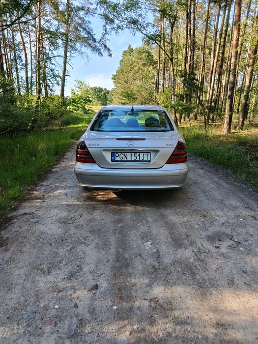 Sprzedam Mercedesa E270