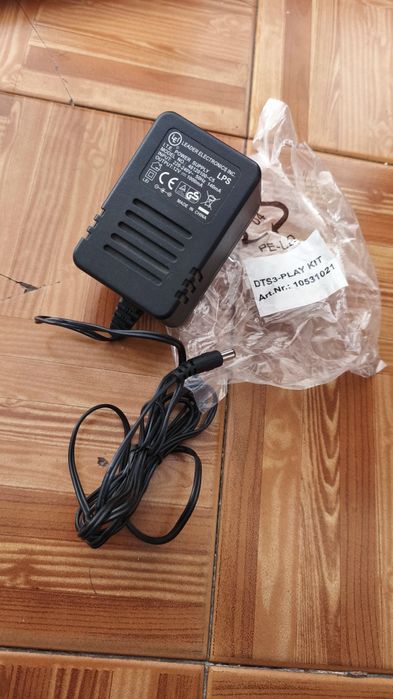 Carregador 12V funcional