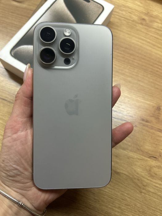 Iphone 15 pro max на 256g