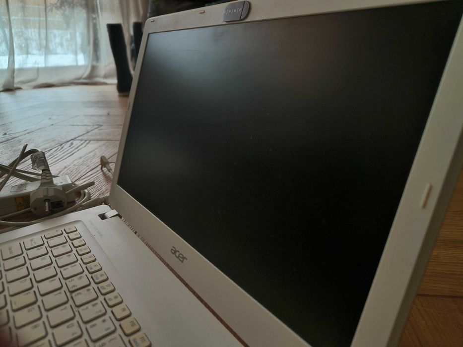 Acer Aspire V3-371 | i5 | 8GB RAM | SSD | Windows 10 | Tanio!