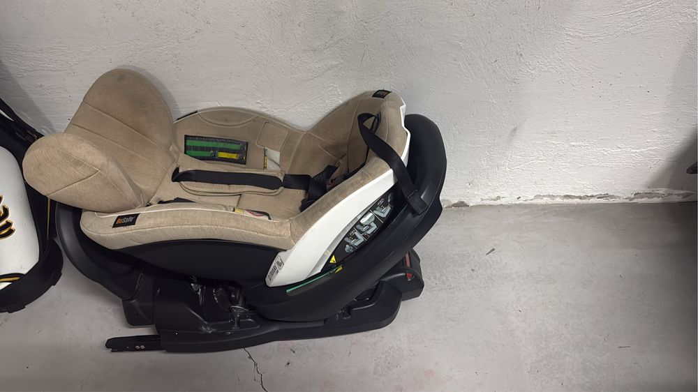 Cadeira Auto BeSafe iZi Modular + Base ISOFIX