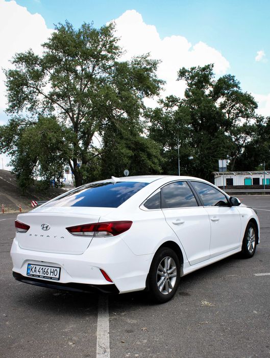 Оренда авто бізнес класу