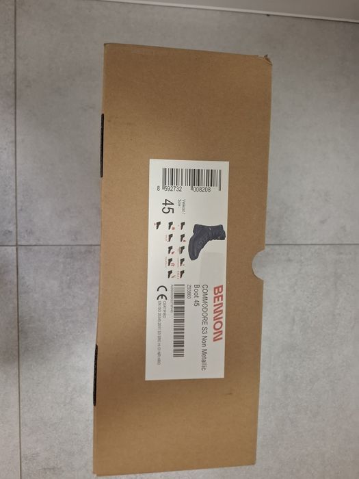 Buty robocze ocieplane  wojskowe  Commodore S3 Czarne 44 Bennon