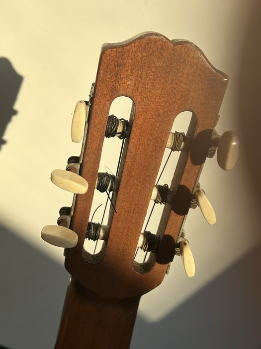 Guitarra clássica Alhambra