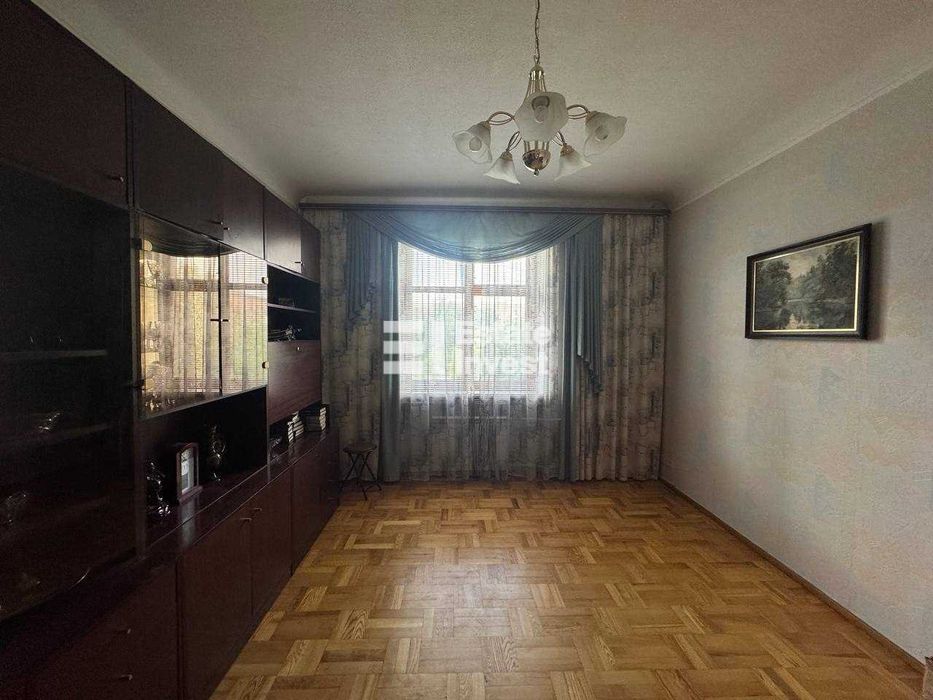 Продам 4 кімн. квартиру у с. Слобожанське, Зміївський район