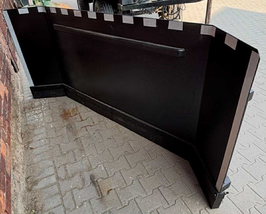 Sprzedam pług do śniegu i do kiszonki