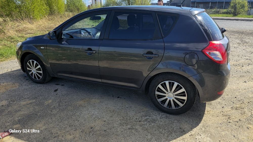 Kia Ceed 1.4 2011r
