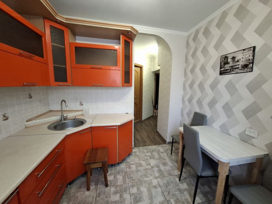 Оренда 2кк Центр. Пр-т Центральний/8 Березня